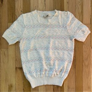 Vintage 70s Spring Flowers White Knit Top